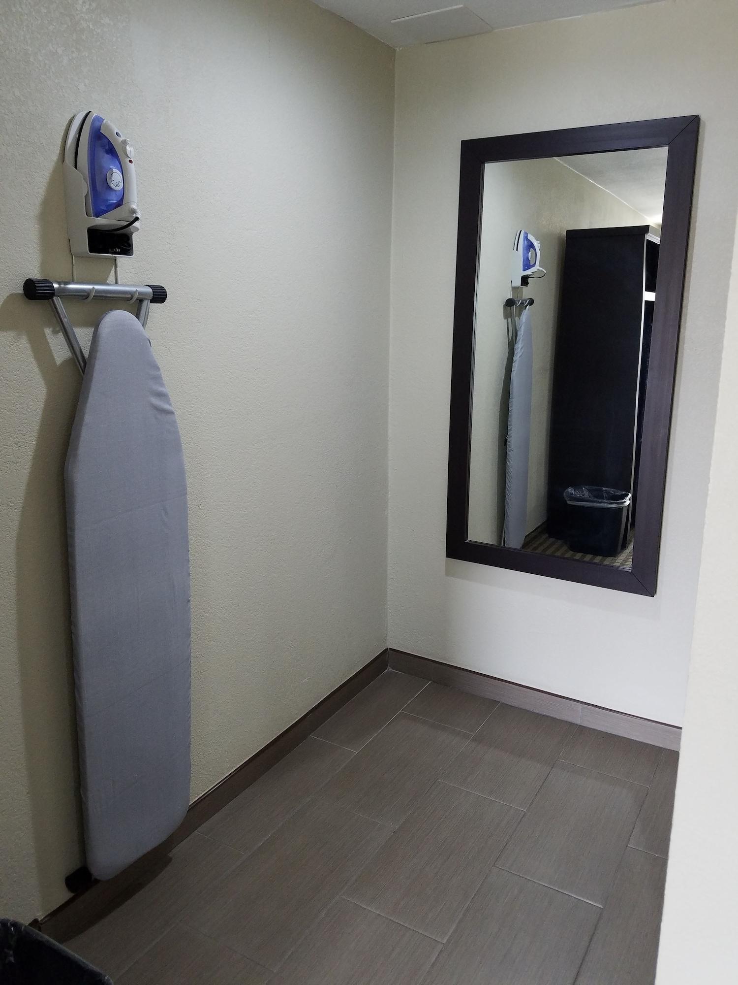 Days Inn By Wyndham El Centro Εξωτερικό φωτογραφία