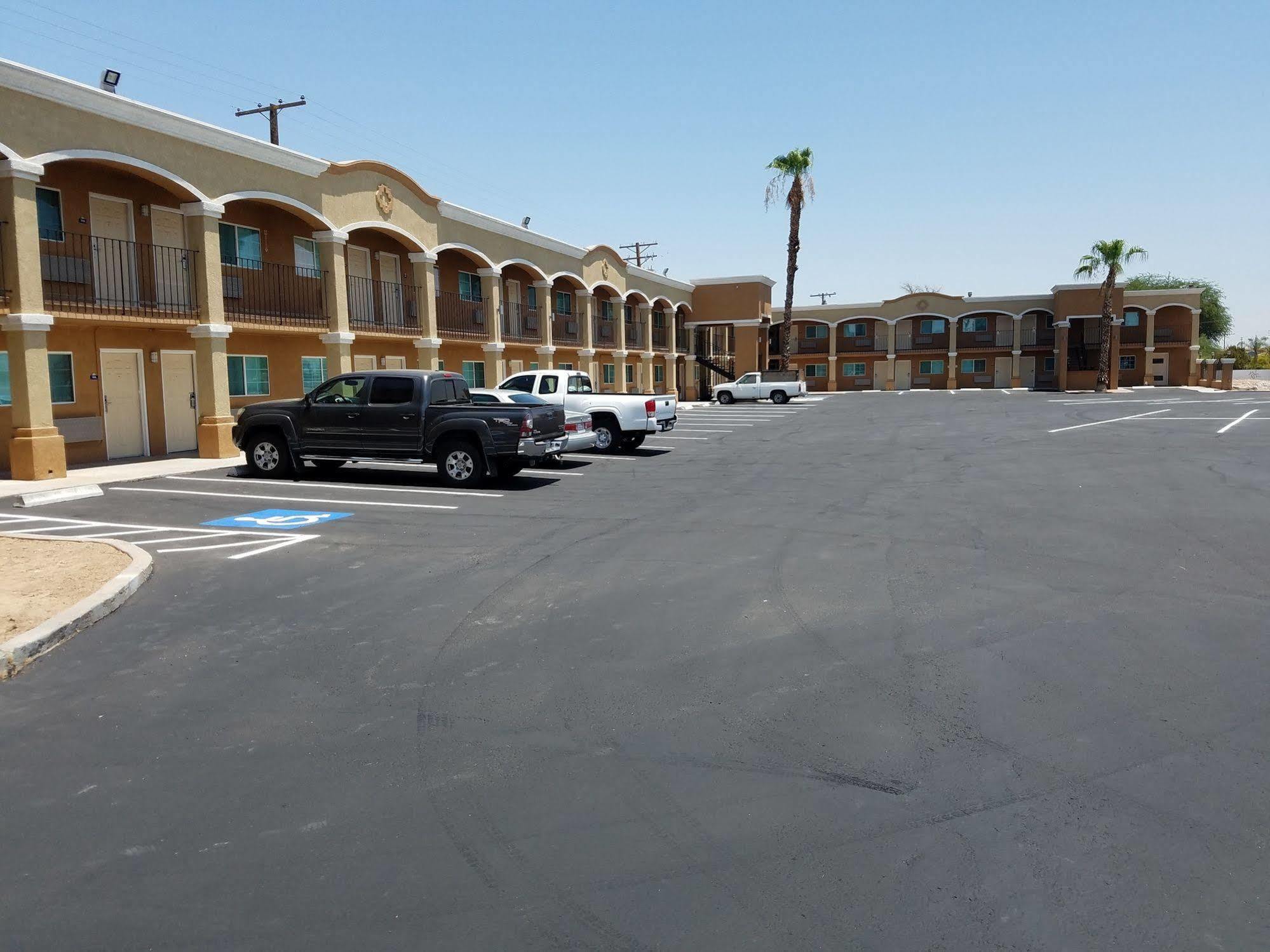 Days Inn By Wyndham El Centro Εξωτερικό φωτογραφία